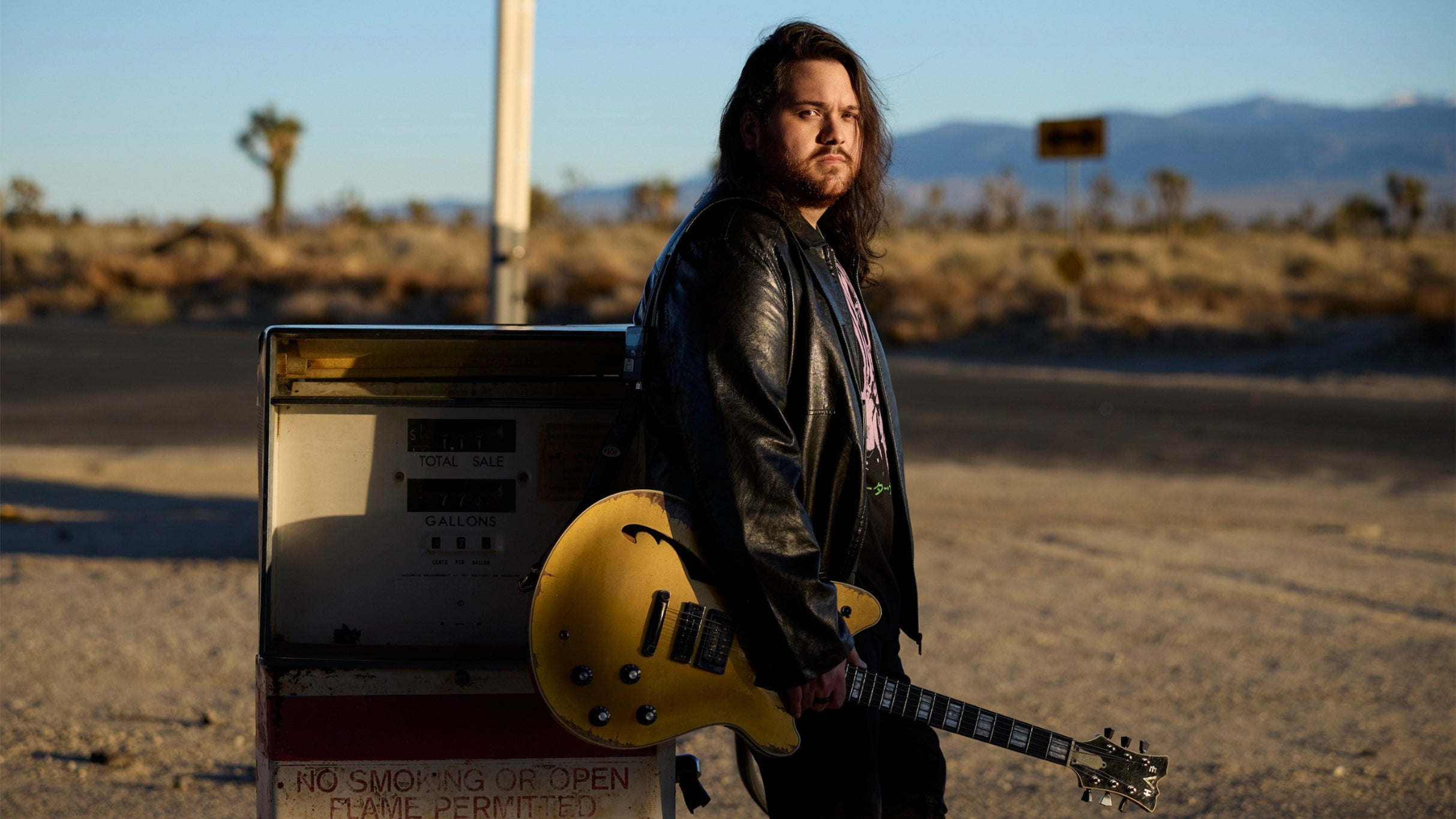 Mammoth Ticket + Hotel Deals