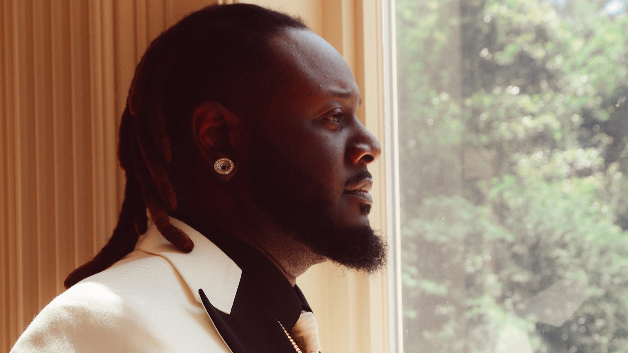 cf74b161-d7ac-4414-95ce-19382b0fd21a_TABLET_LANDSCAPE_LARGE_16_9